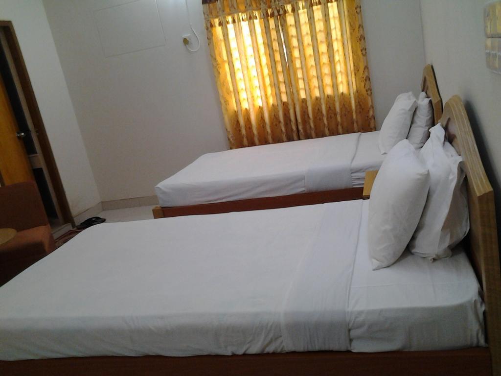 Hotel Afford Inn Dhaka Rom bilde